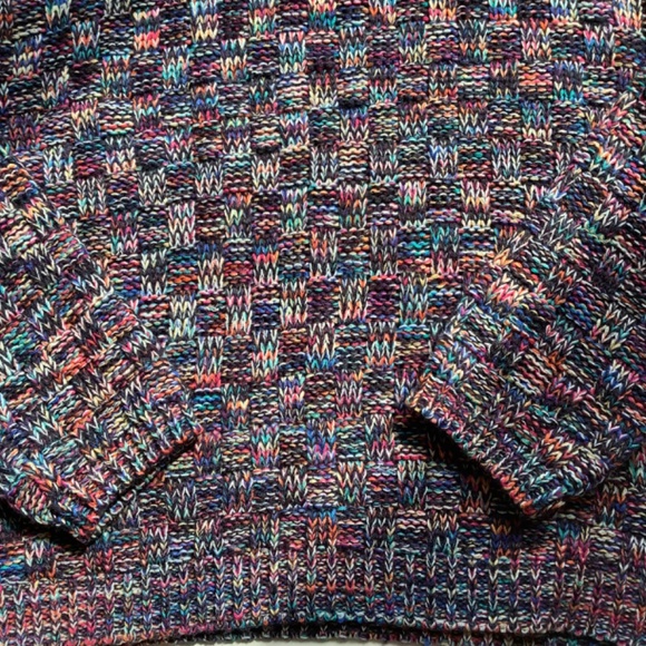 NWT Turtleneck Sweater - Picture 4 of 7